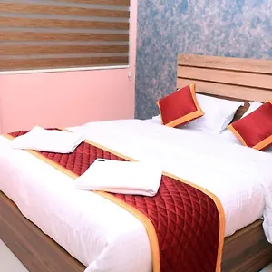  Hotel V P Residency